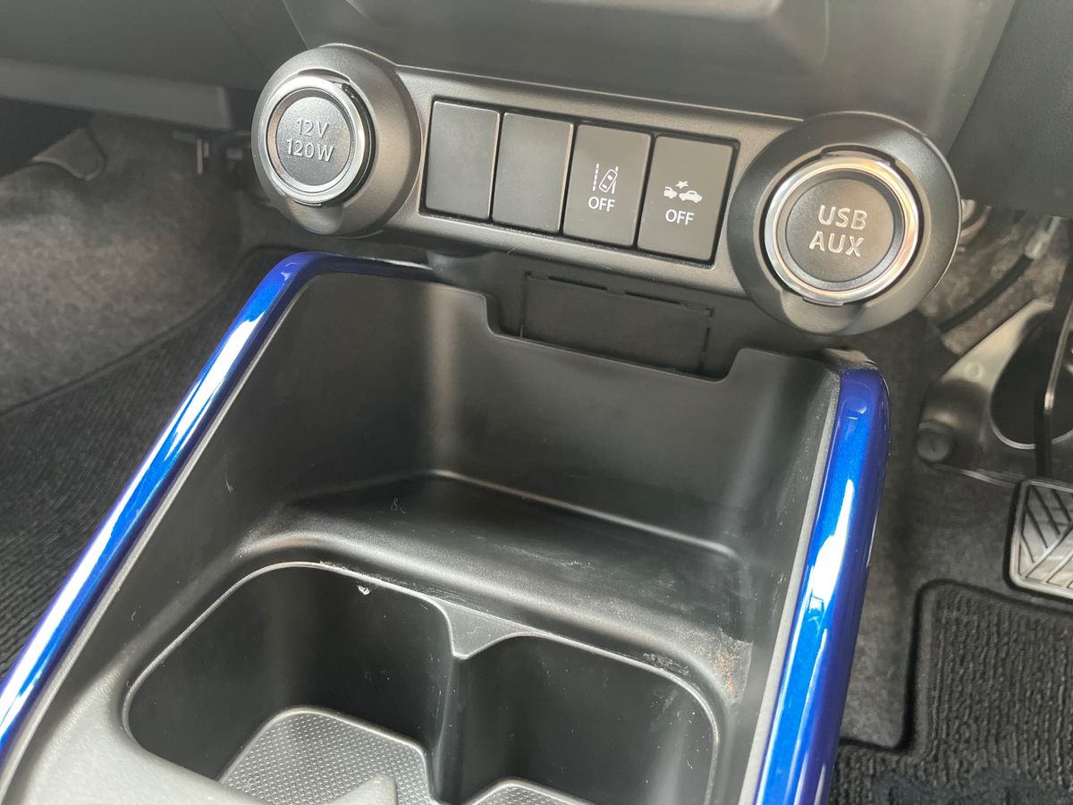 Suzuki Ignis Photo 34
