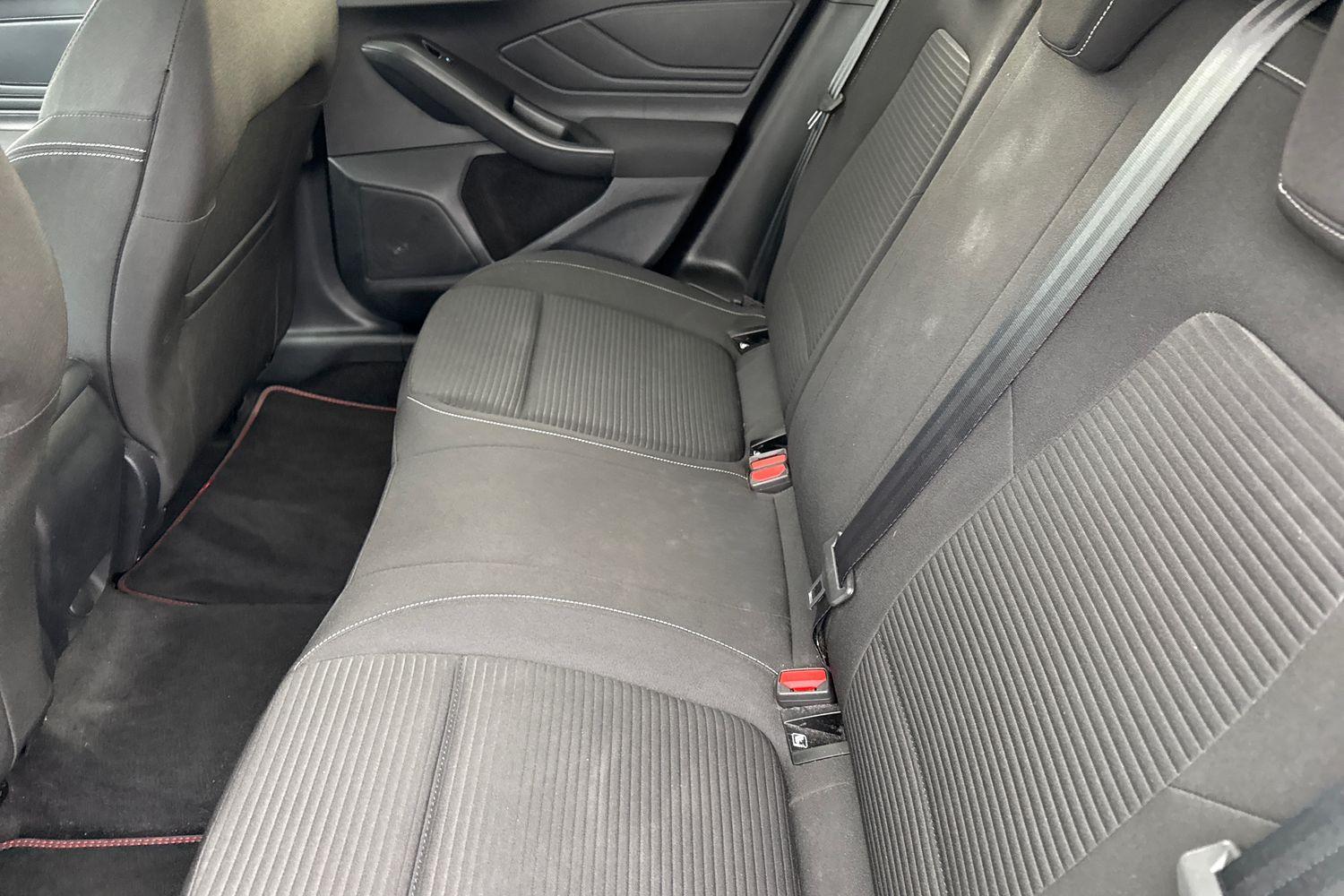 Ford FOCUS Photo 19