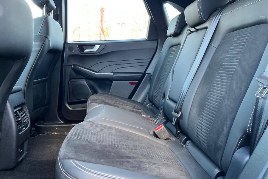 Ford KUGA Photo autoimg-c1fb67537d28d4c2e28b485255cfdf88152ecfa9.jpg