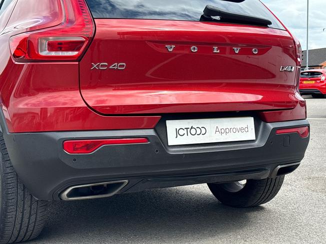 VOLVO Xc40 Photo 36