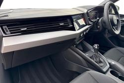 AUDI  A1 Sportback  Photo 2