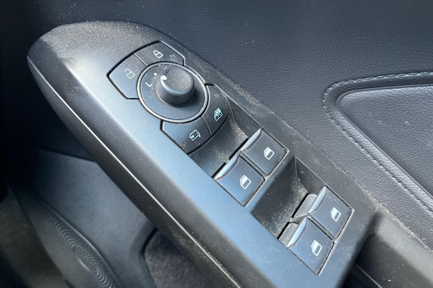Ford FOCUS Photo 15