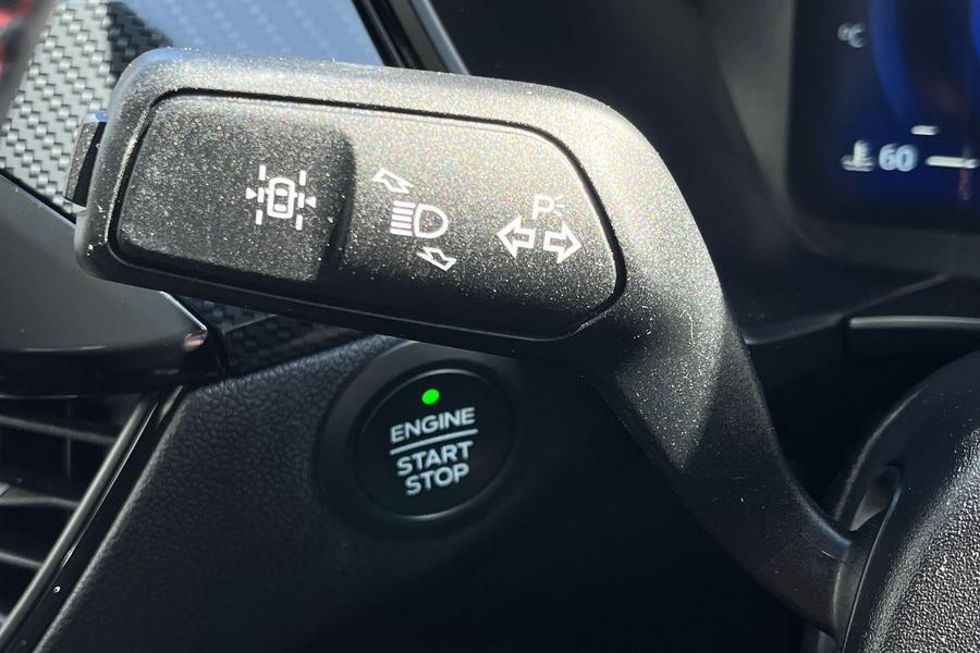 Ford Kuga Photo autoimg-c1fe8d74e58726bf36df4291ad1b7b8a3efd8d8f.jpg