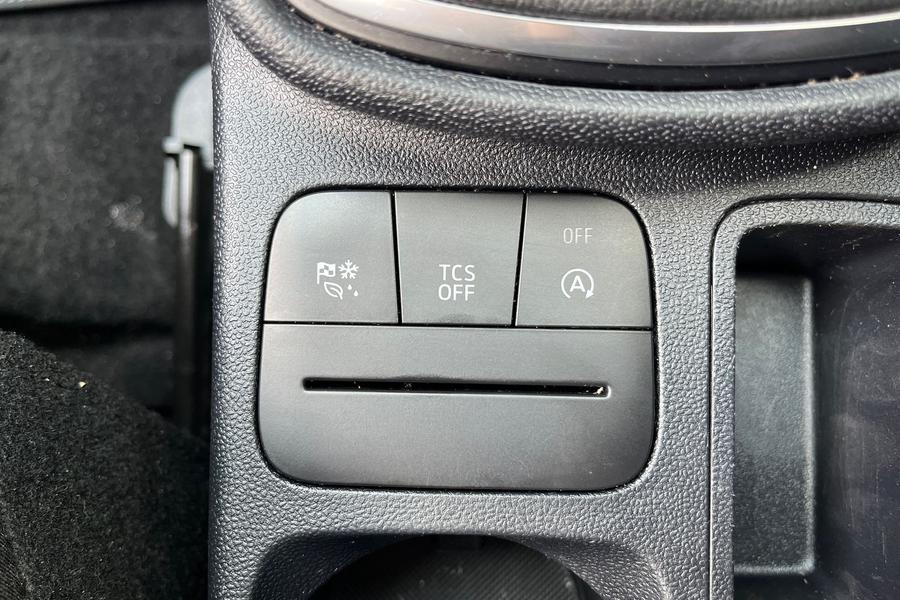 Ford FIESTA Photo autoimg-c203d307b6cea1965270b0b62ab83a705d3f25f6.jpg