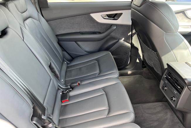 Audi Q7 Photo 41