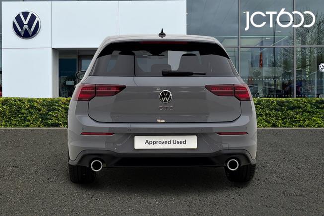 VOLKSWAGEN Golf Photo 7