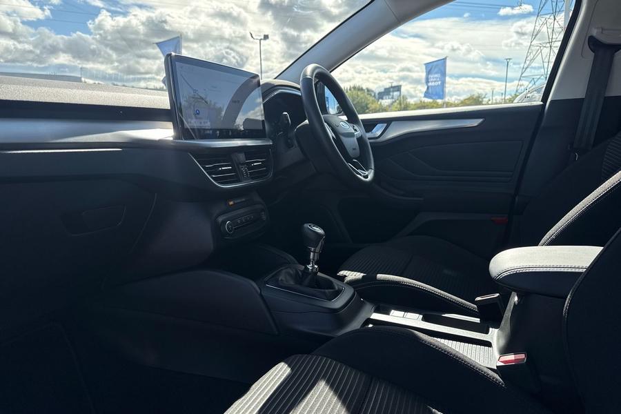 Ford FOCUS Photo autoimg-c209230fbcf9d48d6280cdde5b01d90fdef34312.jpg