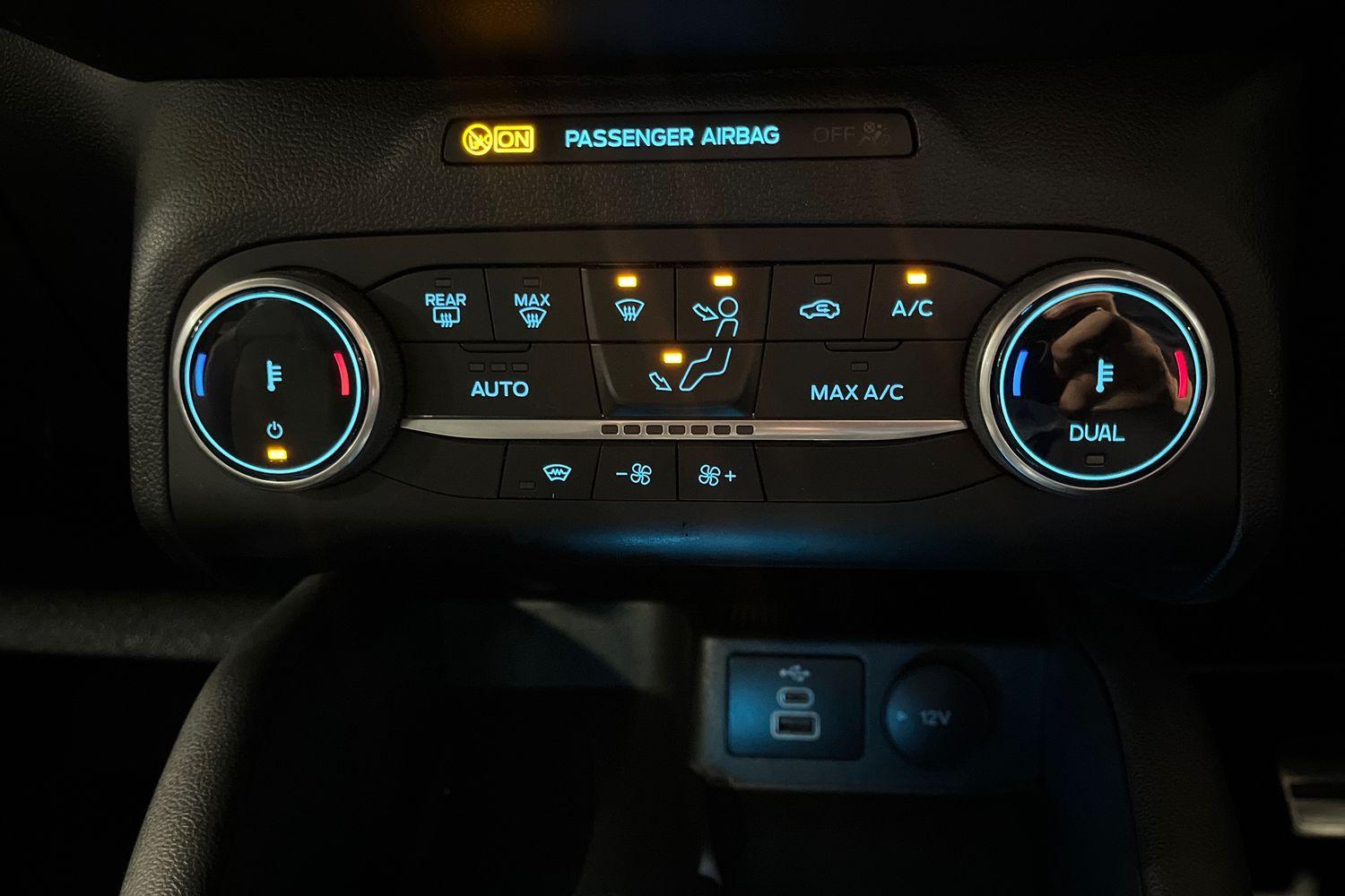 Ford Kuga Photo 23