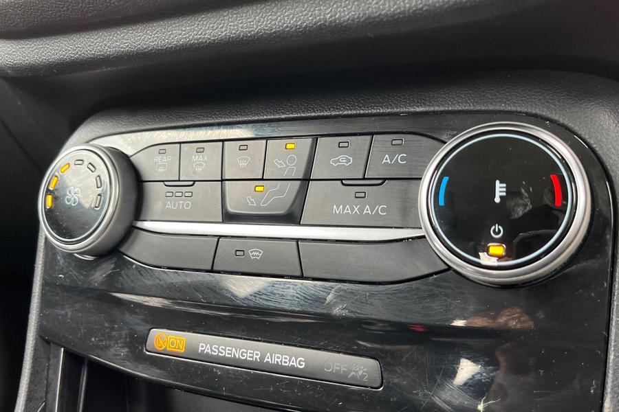 Ford PUMA Photo autoimg-c20b382c84b35d68b357ae72f2565baec2801a36.jpg