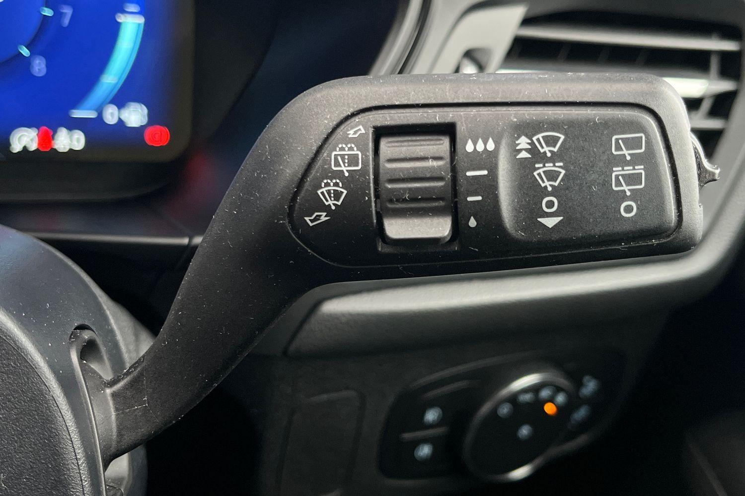 Ford FOCUS Photo 14