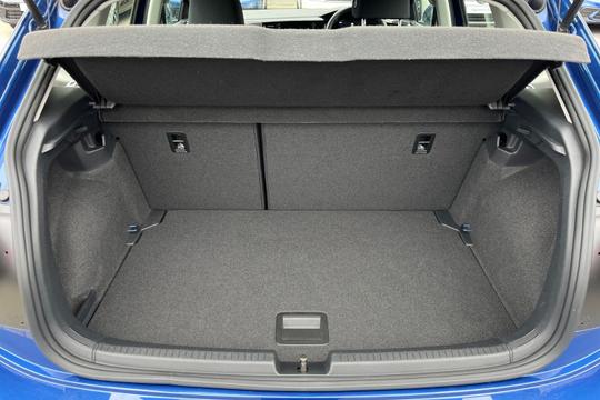 Volkswagen Polo Photo autoimg-c218fc7567a83b7ebf216d133dbe4acc3a077491.jpg