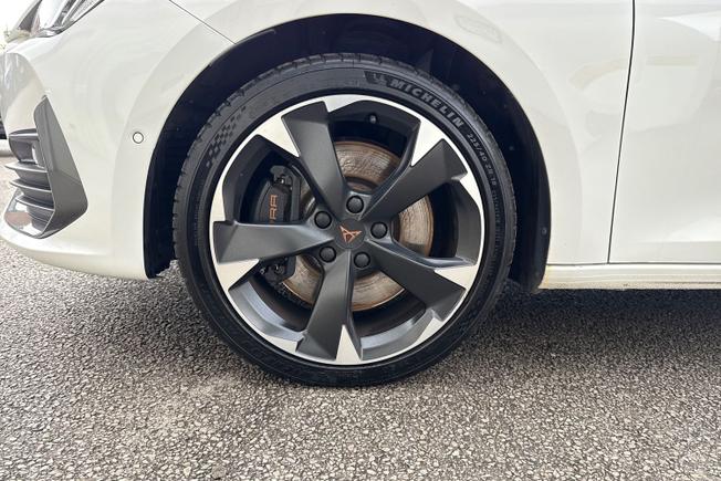 CUPRA Leon Photo 26