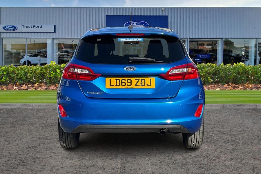 Ford FIESTA Photo autoimg-c21ad78d2761464b0907c657a9db6974a2b35b3d.jpg