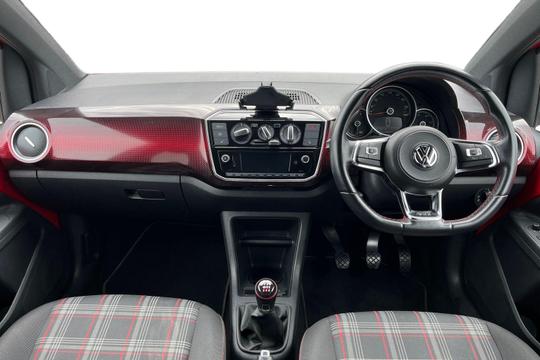 Volkswagen up! Photo autoimg-c21e4fd57c980ba798e11d1cee12ec44f07fa7a1.jpg