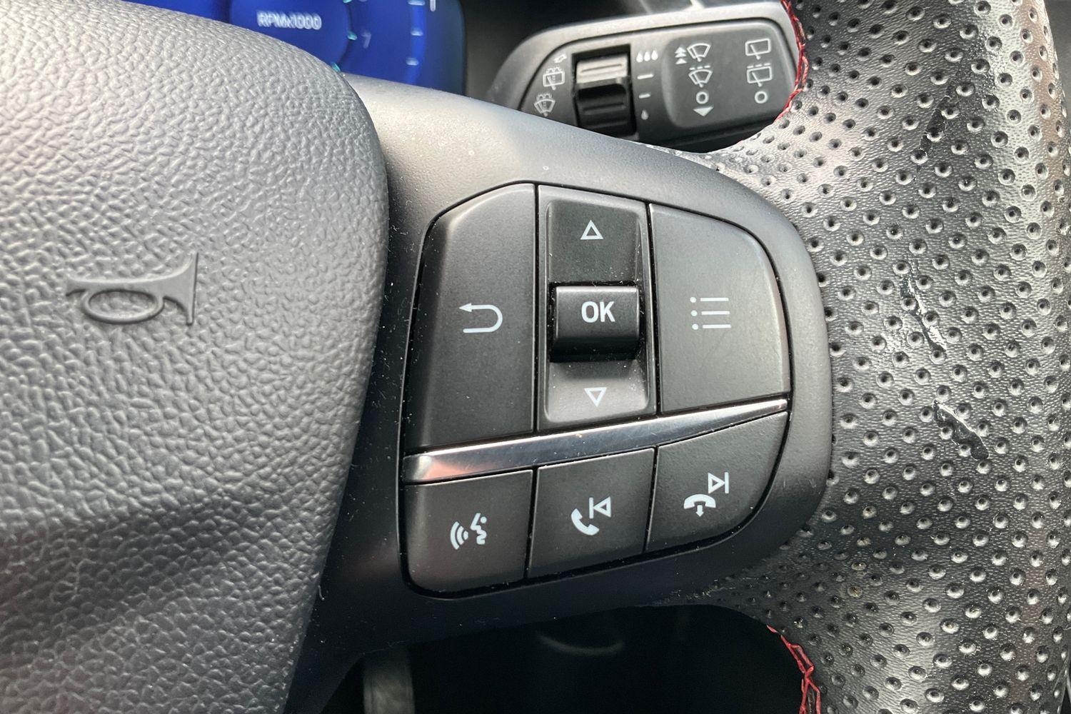 Ford PUMA Photo 32