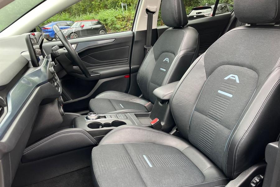 Ford Focus Photo autoimg-c2234ed7eac4961bcb44f832436a711958fede57.jpg