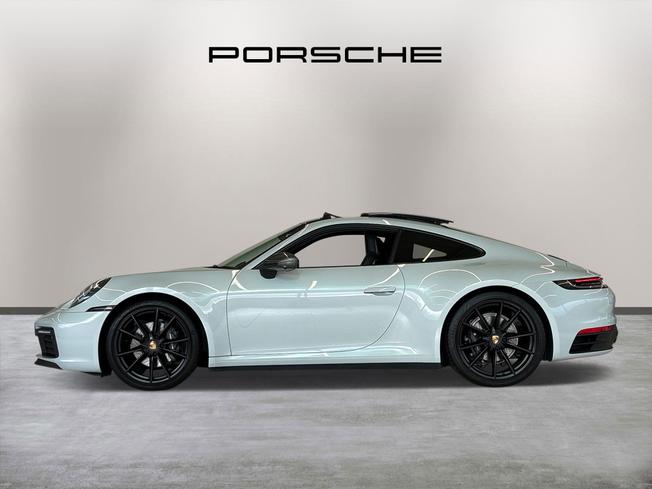 PORSCHE 911 Photo 4
