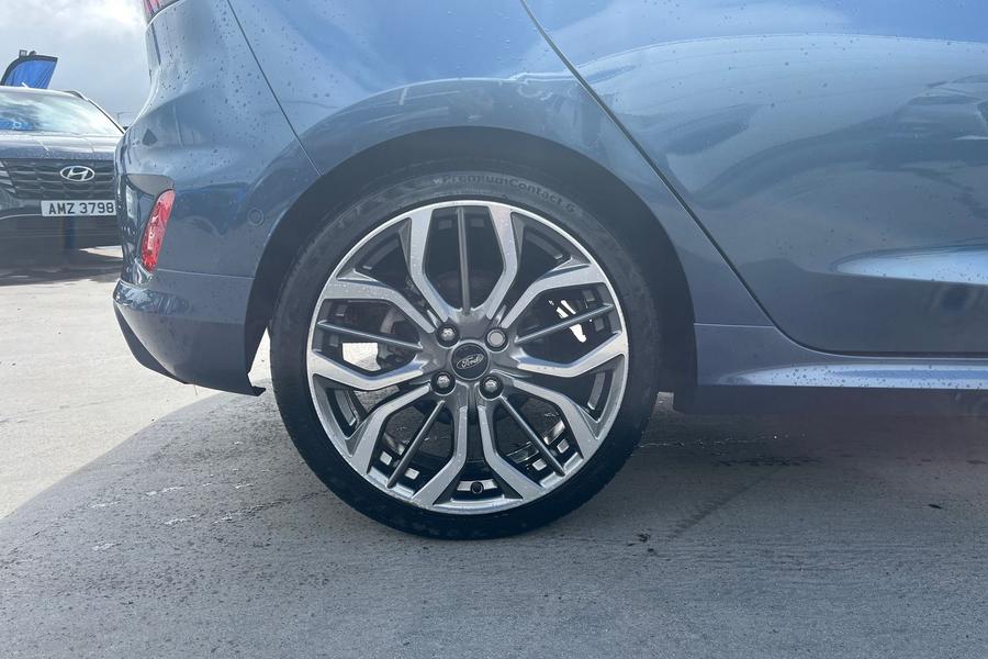 BMW 1 SERIES Photo autoimg-c2285ee02dded60ccc163c572324a35de5bdf8df.jpg