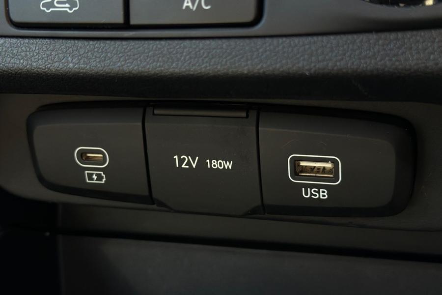 Hyundai I10 Photo autoimg-c22bf411eeb0308fb3b0e9e01f8e1ee9d12e2006.jpg