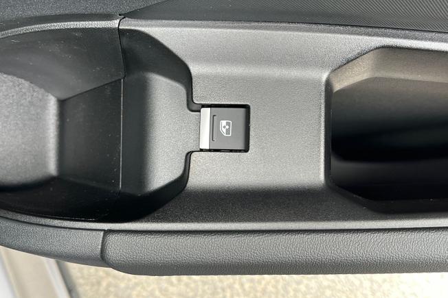 AUDI Q4 E-Tron Photo 51