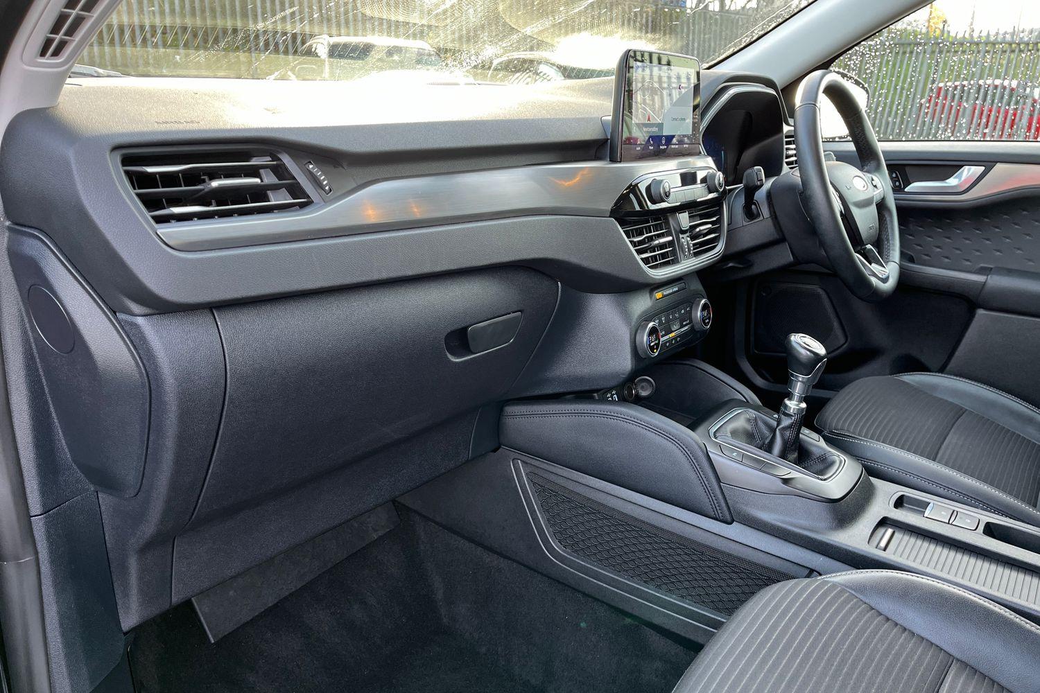 Ford KUGA Photo 17