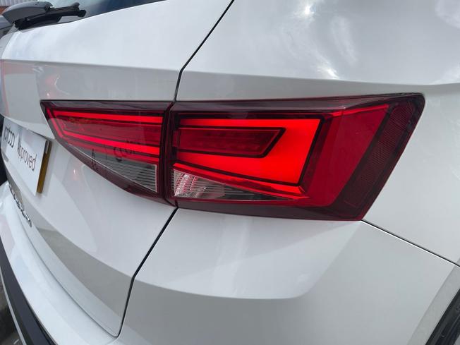 SEAT ATECA Photo 18