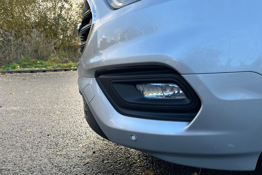 Ford TRANSIT CUSTOM Photo autoimg-c22feafeb435bbaaf039fa0003d3453cfe6f0efb.jpg