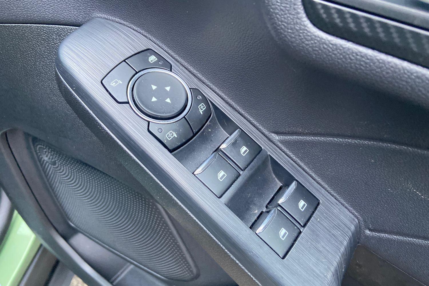 Ford KUGA Photo 15