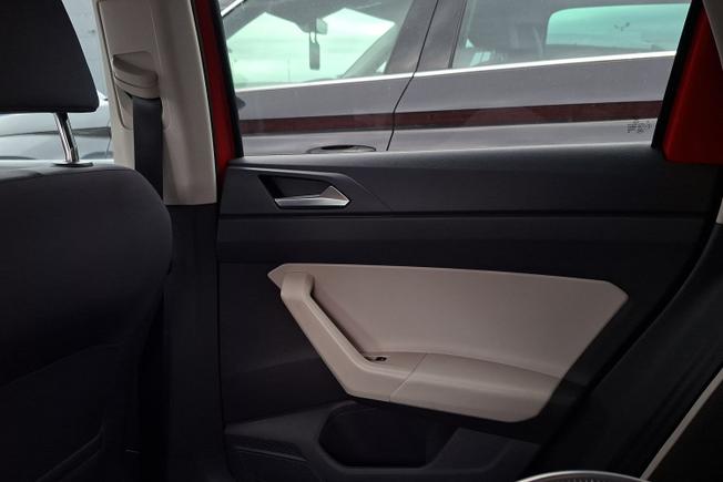 VOLKSWAGEN Polo Photo 22