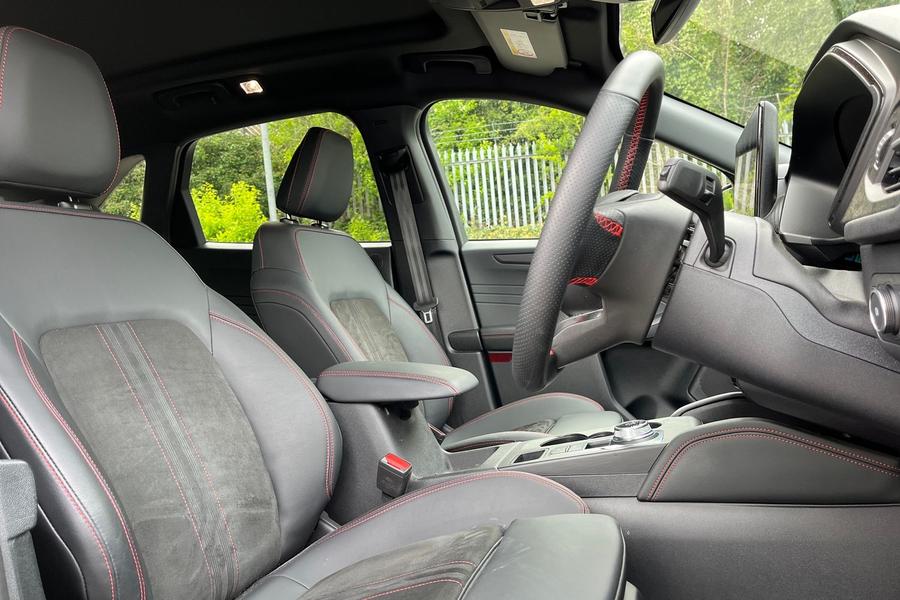 Ford Kuga Photo autoimg-c23899a170dde6c7701d2df7bc791bf66d3275f4.jpg