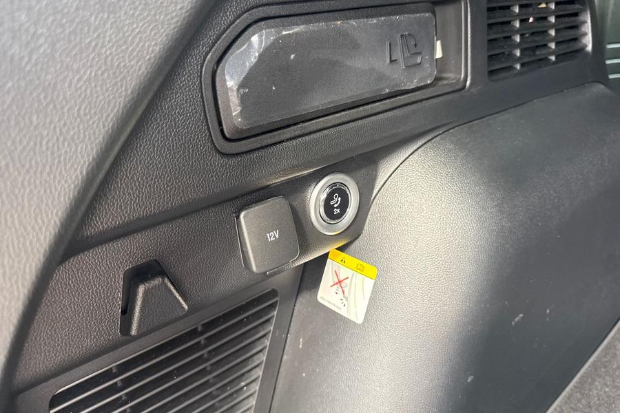 Ford KUGA Photo autoimg-c23da24ecf60c6748dfc79e1d478111c9ddb45f7.jpg