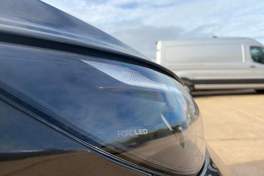 Ford TOURNEO CUSTOM Photo autoimg-c23f9361a3a25a849912ef6e6134c153d9339ff7.jpg