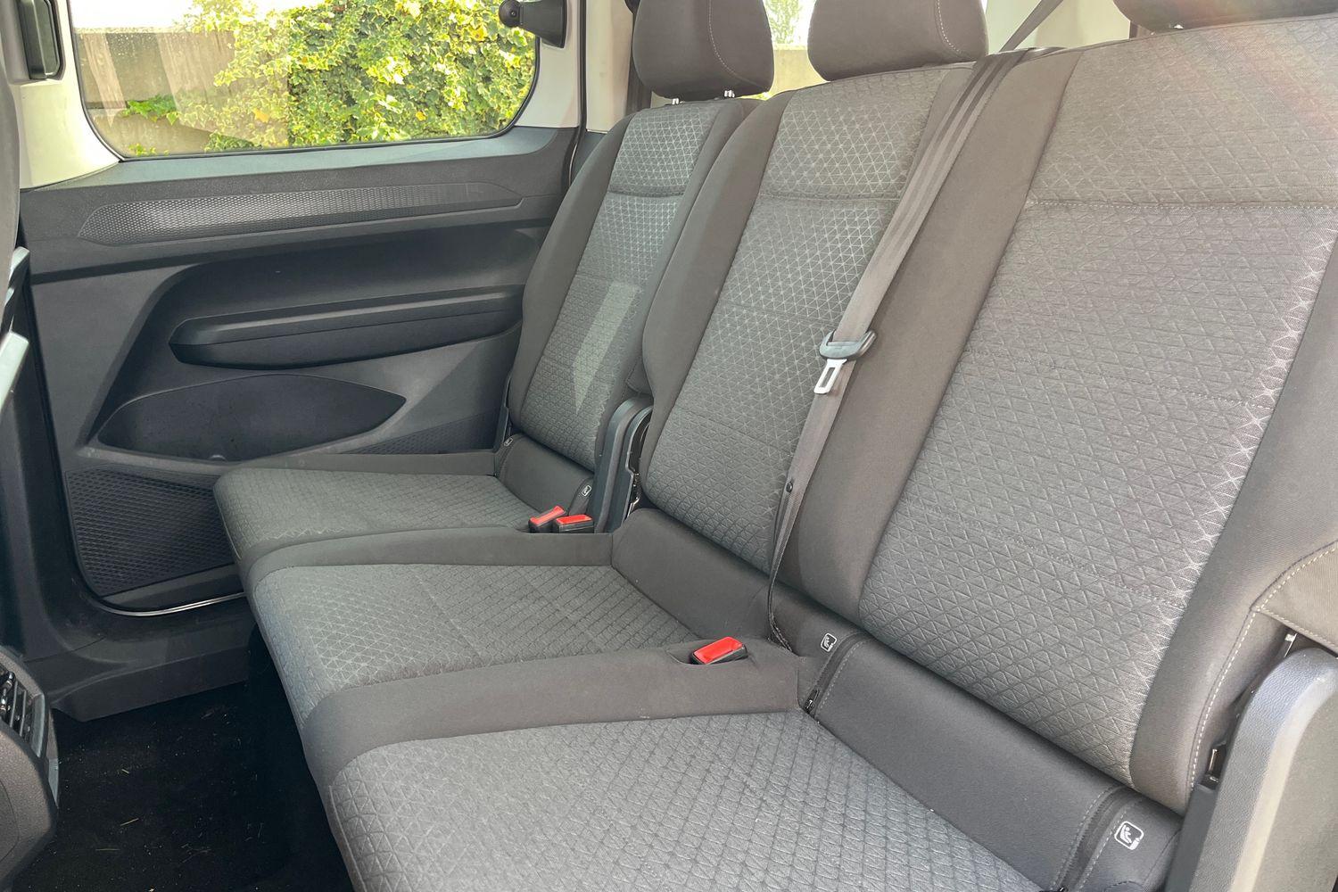 Ford GRAND TOURNEO CONNECT Photo 19
