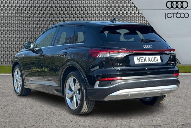 AUDI  Q4 SUV Photo 3