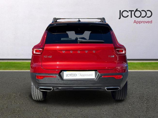 VOLVO Xc40 Photo 7