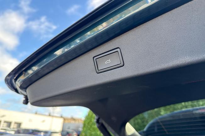 VOLKSWAGEN Tiguan Photo 37