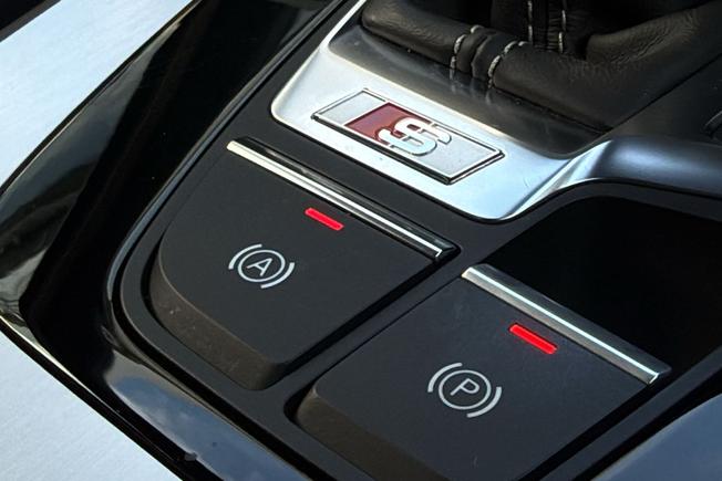 AUDI Sq5 Photo 24