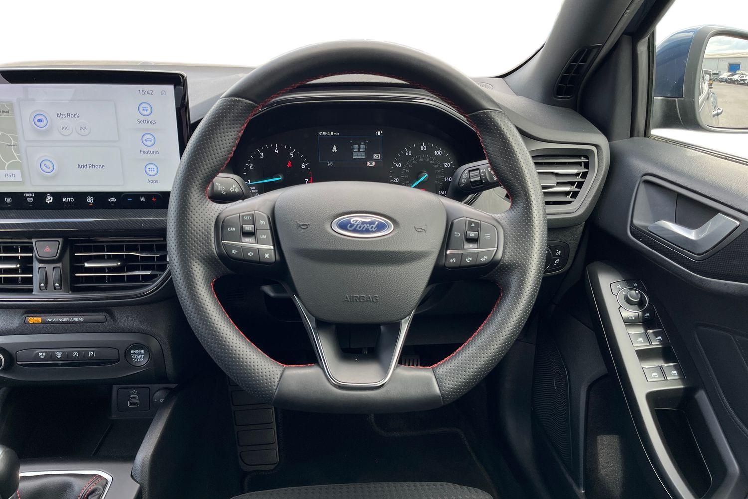 Ford Focus Photo 10