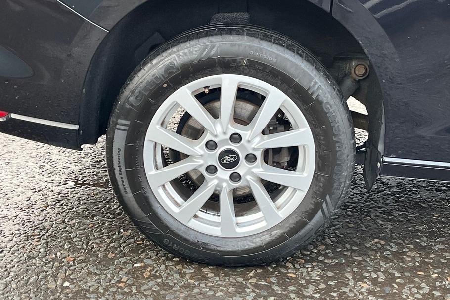 Used Ford Tourneo Connect 8