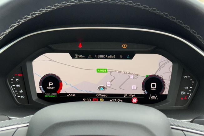 AUDI Q3 Photo 29