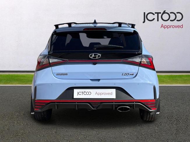 HYUNDAI i20 Photo 7