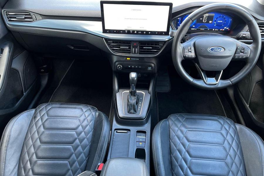 Ford FOCUS Photo autoimg-c24f983619afd15f87173a349d827e3c57b17a4b.jpg