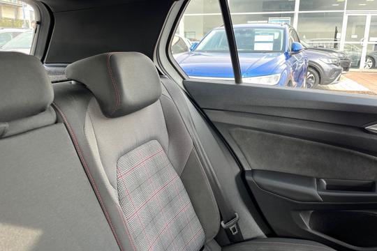 Volkswagen Golf Photo autoimg-c25382b4fcde78e8fd213b12d34df8d9b8a224e2.jpg