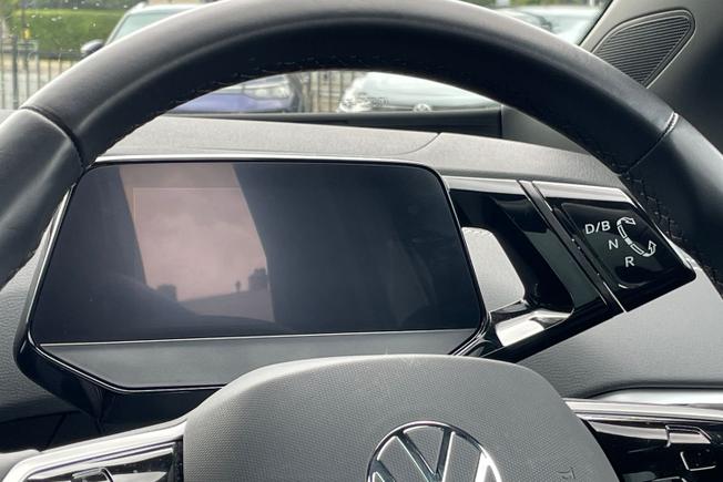 VOLKSWAGEN Id.5 Photo 15