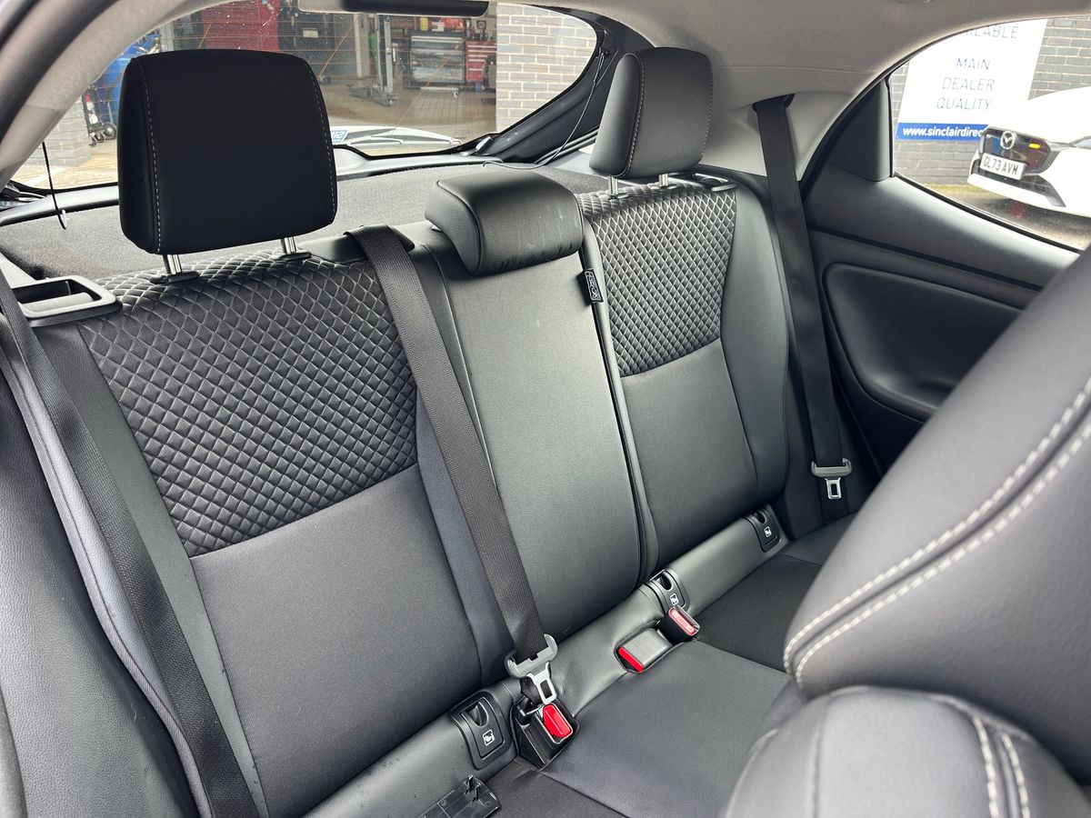 Mazda Mazda2 HYBRID Photo 29