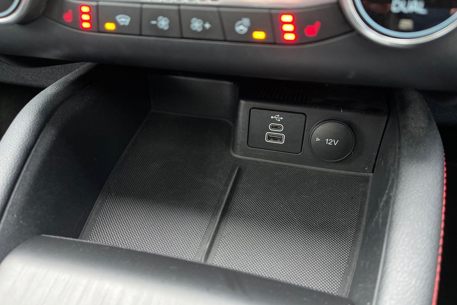 Ford Kuga Photo 31