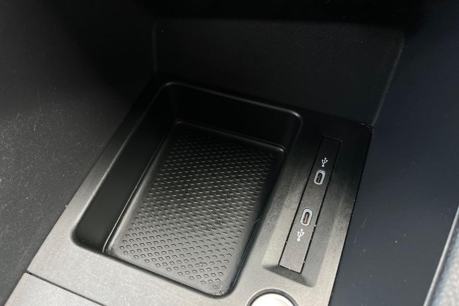 Ford Grand Tourneo Connect Photo autoimg-c2568c7b1c691a8e6e4c9f33684ed6ad2f8e0332.jpg