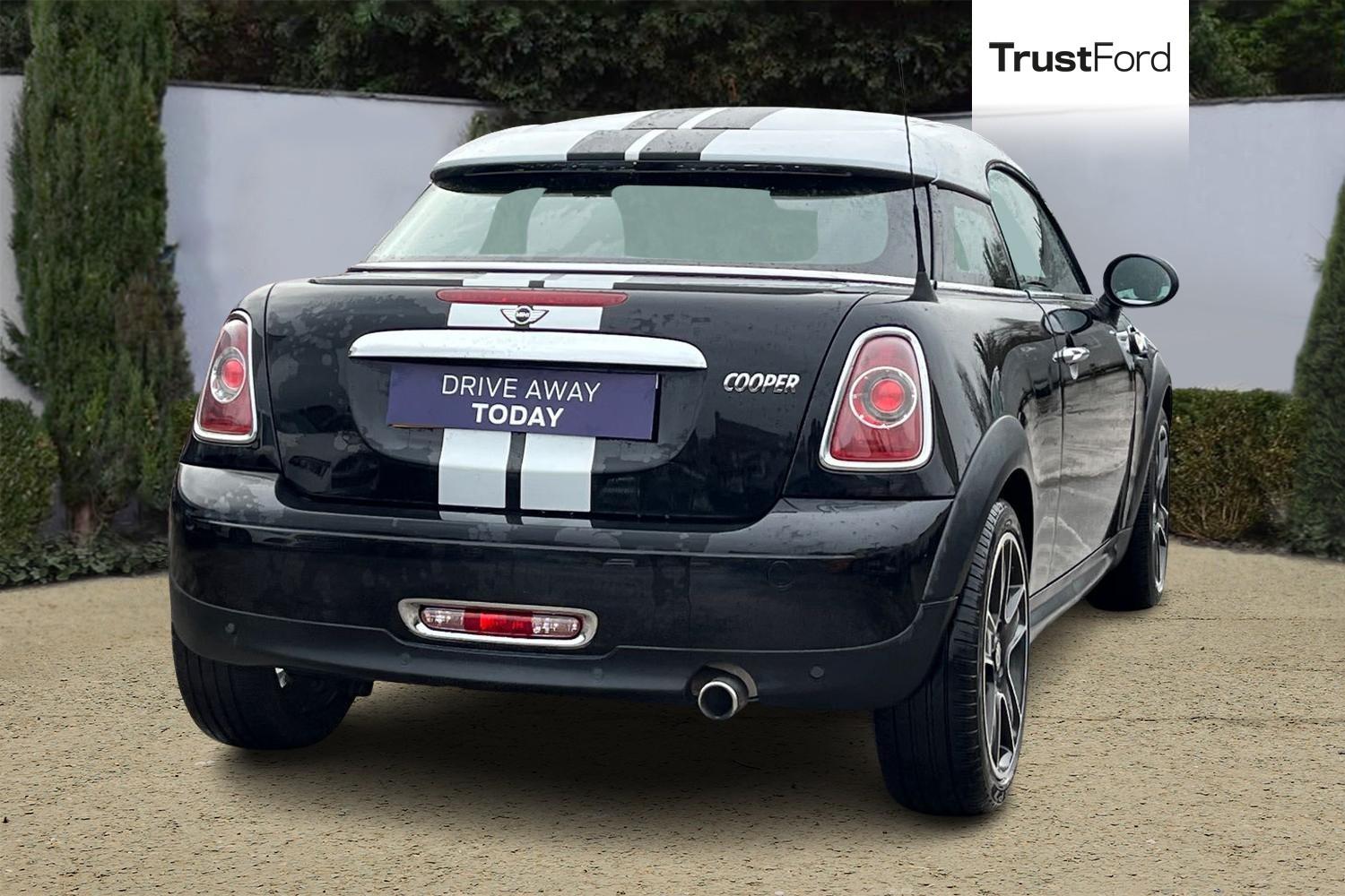 MINI COUPE Photo 3