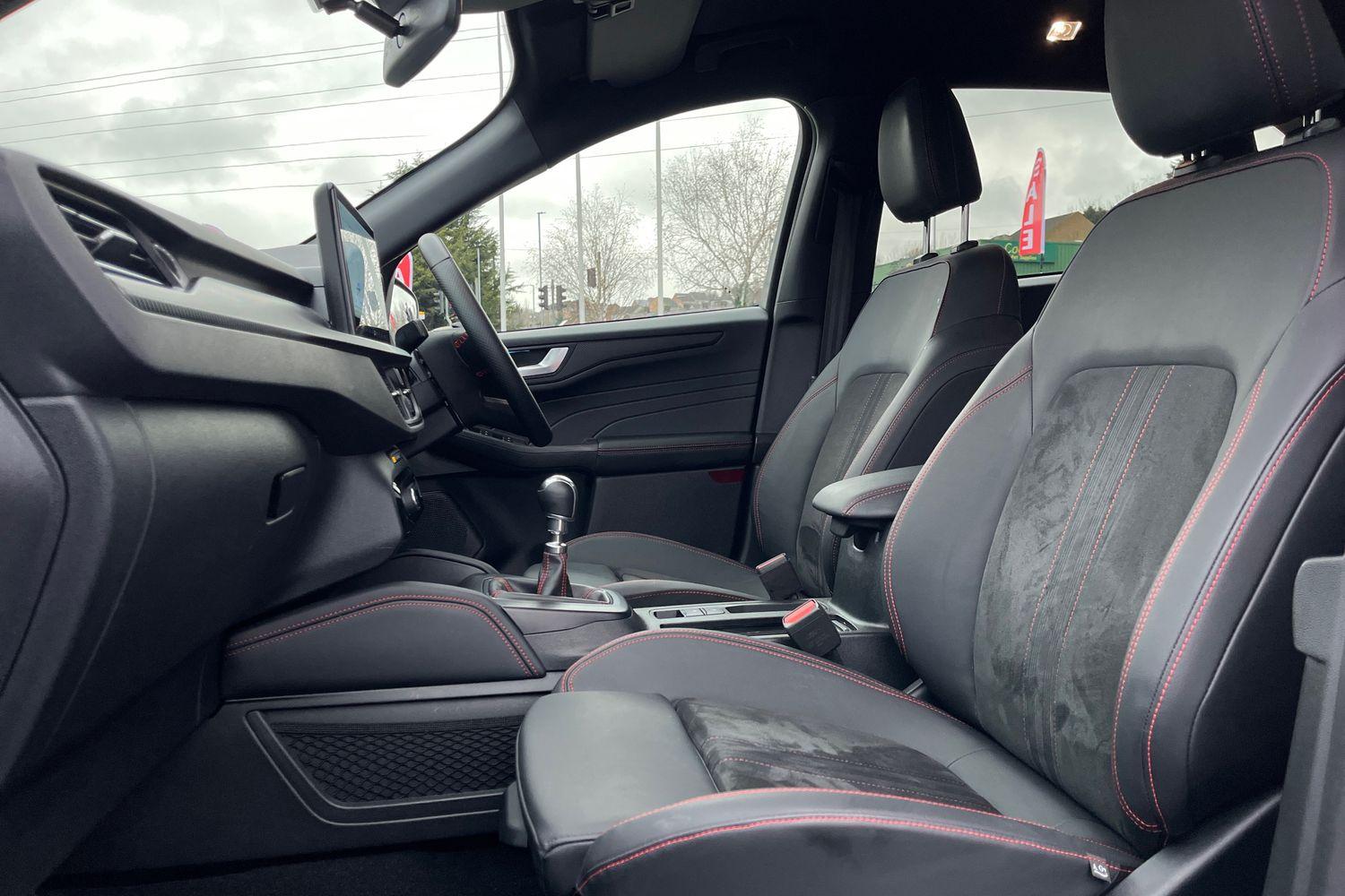 Ford Kuga Photo 18