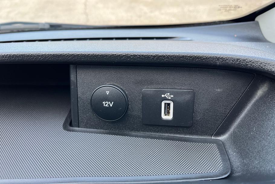 Used Ford TRANSIT CUSTOM YM70PUO 31